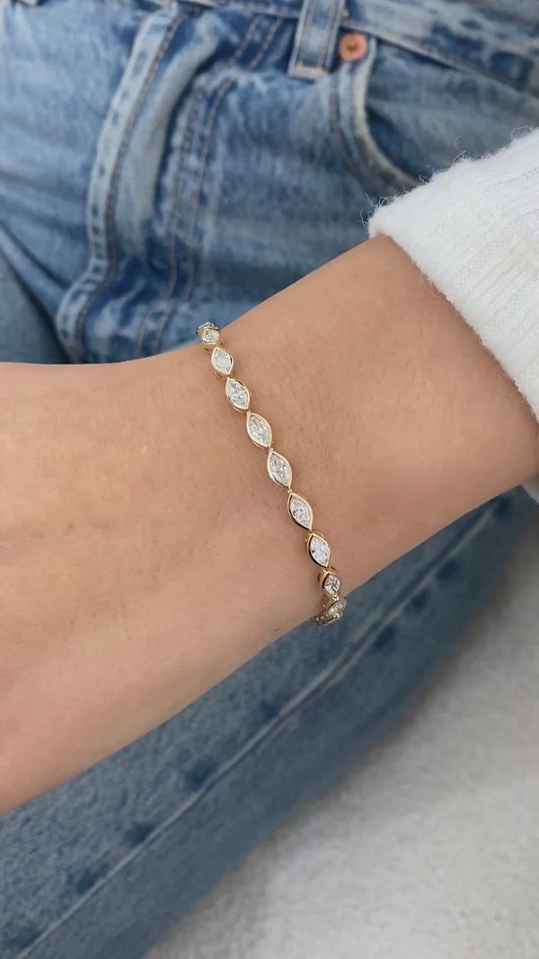 Diamond Tennis Bracelet 3.78 ct TCW, Yellow Gold 14K