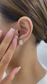 Diamond Stud Earrings 2.2 ct Yellow Gold